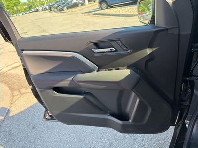 2026 Chevrolet Colorado - Photo 32