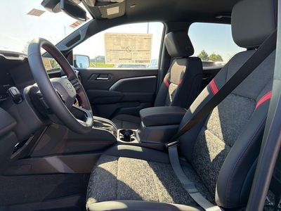 2026 Chevrolet Colorado - Photo 19