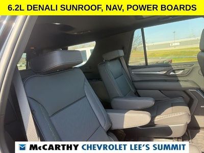 2024 GMC Yukon - Photo 37