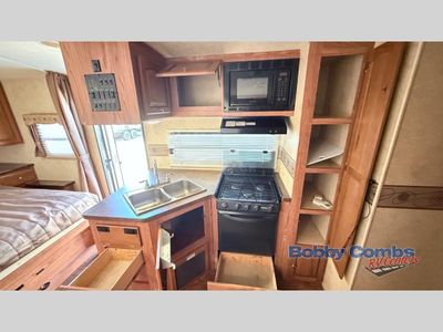 2014 Forest River RV Flagstaff Super Lite - Photo 8