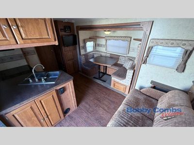 2014 Forest River RV Flagstaff Super Lite - Photo 3