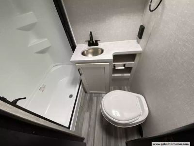 2025 Jayco 18MBH — photo 8 view