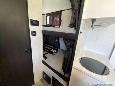 2025 Jayco 18MBH — photo 10 view