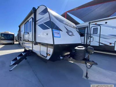 2025 Jayco 18MBH — front three-quarter view