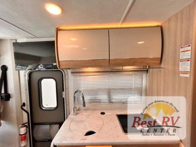 2027 Thor Motor Coach Vegas - Photo 25