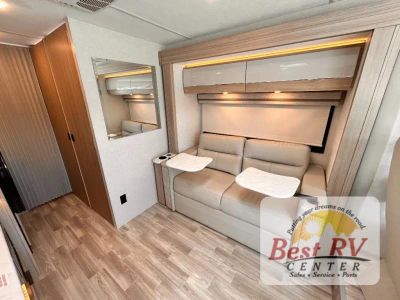 2027 Thor Motor Coach Vegas - Photo 16