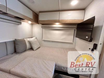 2027 Thor Motor Coach Vegas - Photo 46