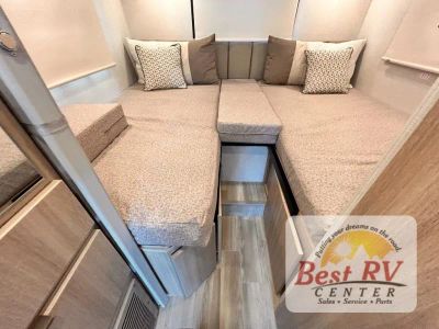 2027 Thor Motor Coach Vegas - Photo 49