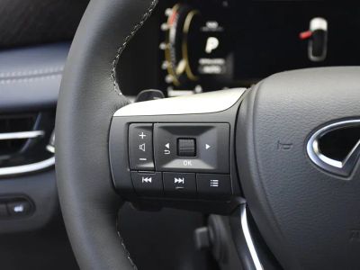 2026 INFINITI QX60 — photo 8 view