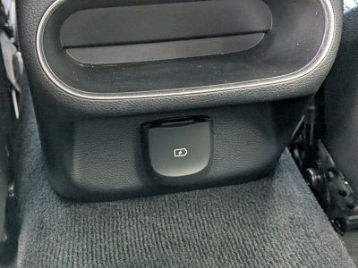 2025 Genesis GV70 — photo 17 view