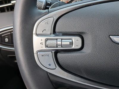 2025 Genesis GV70 — photo 26 view