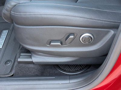 2025 Genesis GV70 — photo 23 view