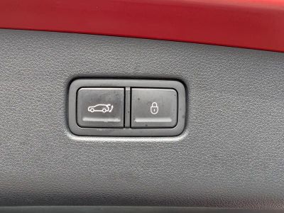 2025 Genesis GV70 — photo 14 view