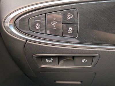 2025 Genesis GV70 — photo 25 view