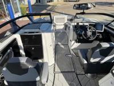 2026 Yamaha 255 XE - Photo 25