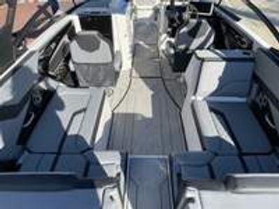 2026 Yamaha 255 XE - Photo 17