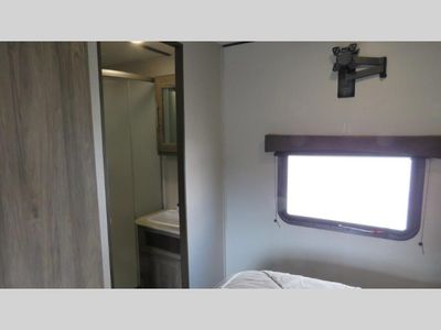 2021 CrossRoads RV Zinger - Photo 15