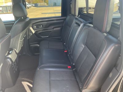 2023 Nissan Titan — photo 11 view
