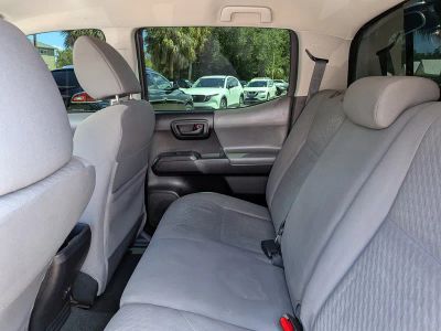 2020 Toyota Tacoma 2WD — photo 14 view