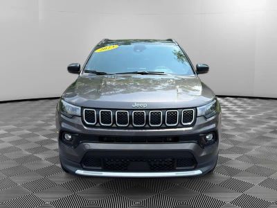 2023 Jeep Compass — detail view