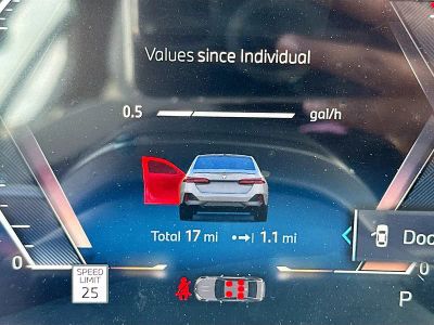 2026 BMW 5 Series — photo 9 view