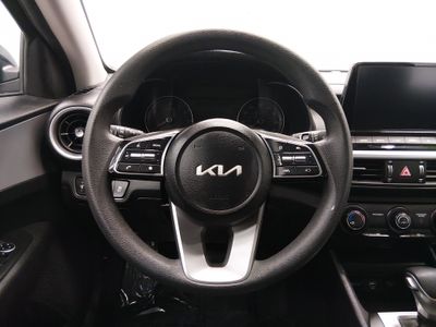 2024 Kia Forte - Photo 12