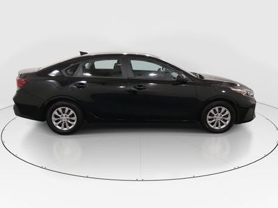 2024 Kia Forte - Photo 8