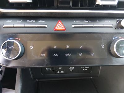 2025 Hyundai Sonata - Photo 17