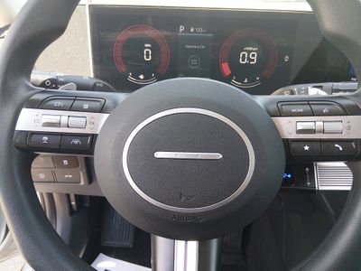 2025 Hyundai Sonata - Photo 13
