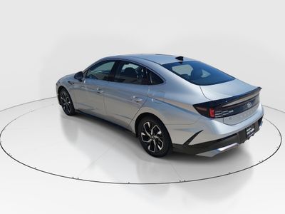 2025 Hyundai Sonata - Photo 5