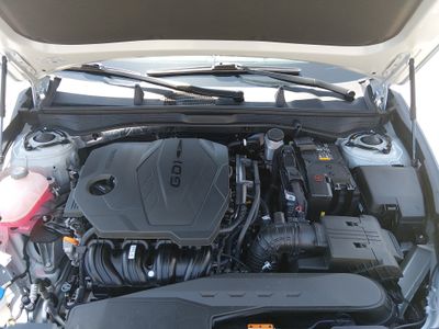 2025 Hyundai Sonata - Photo 9