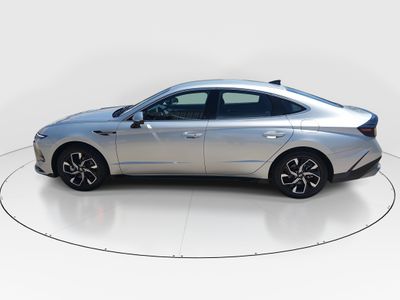 2025 Hyundai Sonata - Photo 4