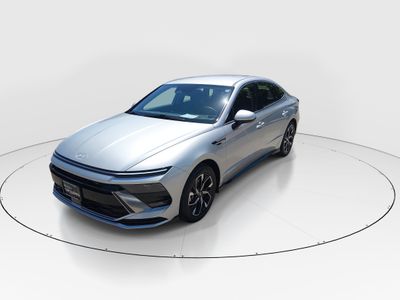 2025 Hyundai Sonata - Photo 3