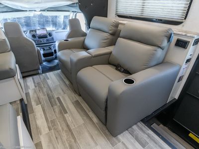 2025 Fleetwood Altitude - Photo 9