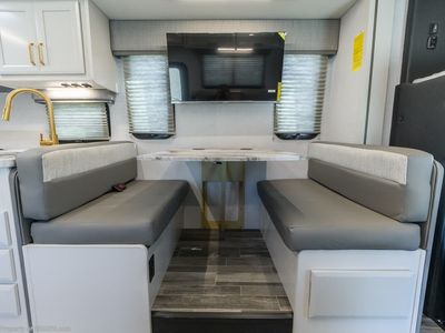 2025 Fleetwood Altitude - Photo 13