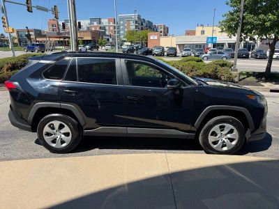 2020 Toyota RAV4 - Photo 4