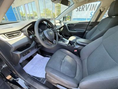 2020 Toyota RAV4 - Photo 14