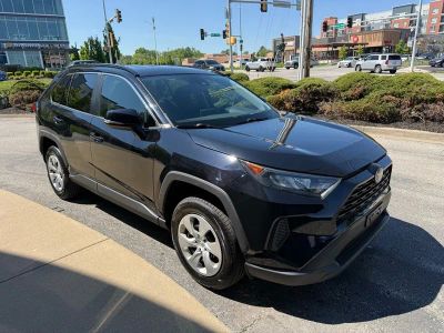 2020 Toyota RAV4 - Photo 3