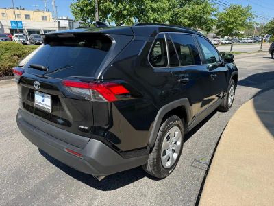 2020 Toyota RAV4 - Photo 11