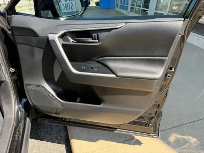 2020 Toyota RAV4 - Photo 43