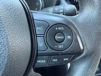 2020 Toyota RAV4 - Photo 20