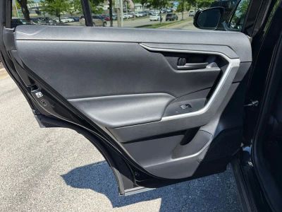 2020 Toyota RAV4 - Photo 31