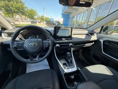 2020 Toyota RAV4 - Photo 6