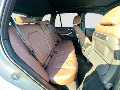 2026 BMW X5 — photo 22 view