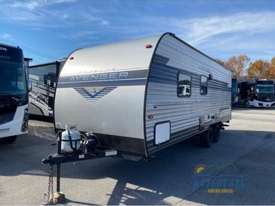 2022 Prime Time Avenger — front three-quarter view