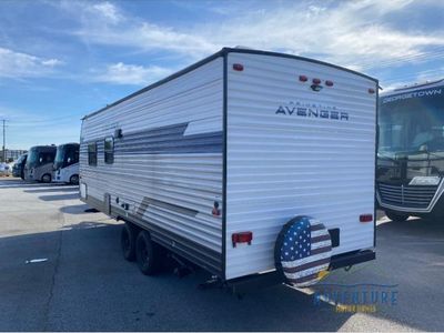 2022 Prime Time Avenger — rear three-quarter view