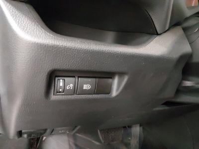 2024 Toyota RAV4 - Photo 13
