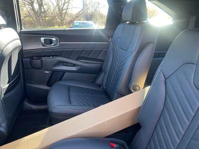 2026 Kia Sorento — photo 18 view