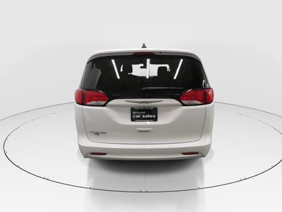 2022 Chrysler Voyager - Photo 6