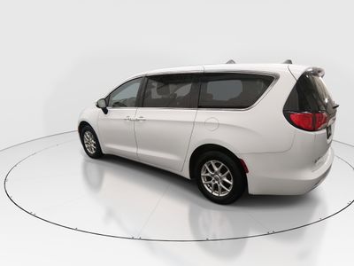 2022 Chrysler Voyager - Photo 4